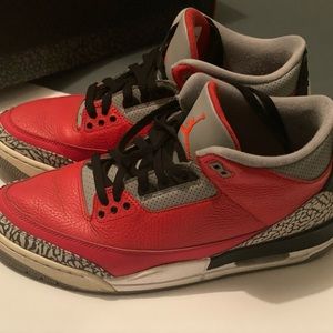 NIKE Jordan Retro 3s “Red Cement”